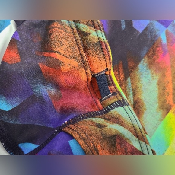 Athleta Colorburst Sonar Compression Leggings UPF 50+ Wicking Multicolor XXS - Picture 5 of 9